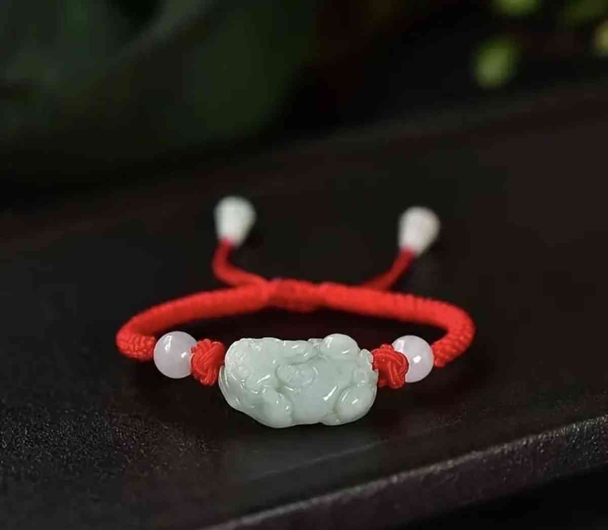 red string jade jadeite pi Xiu dragon