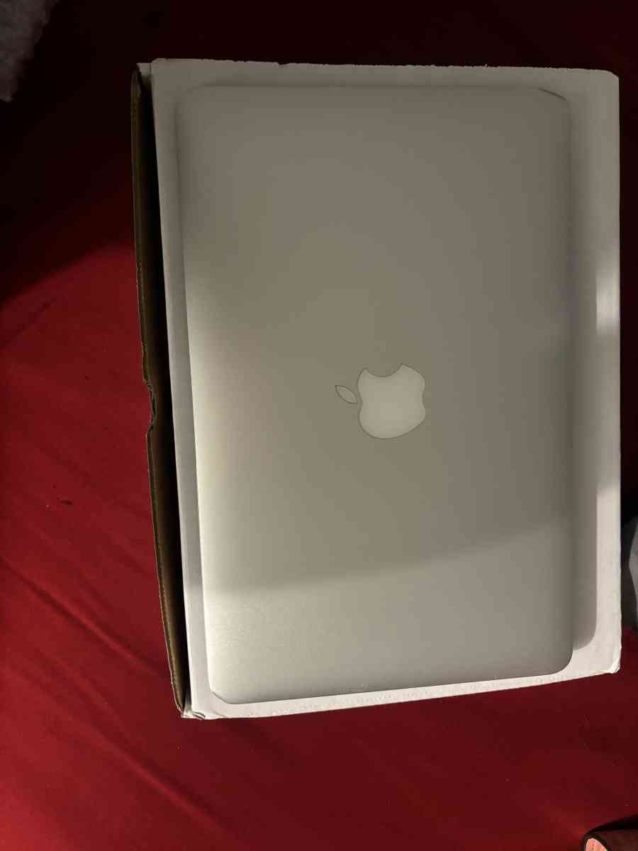 Apple MacBook Air