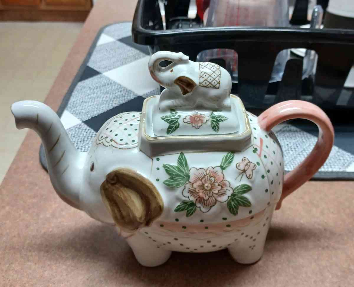 tea pots