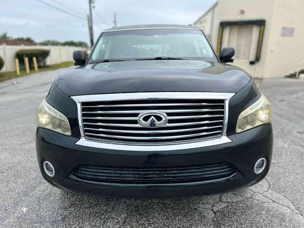 2011 infiniti qx56