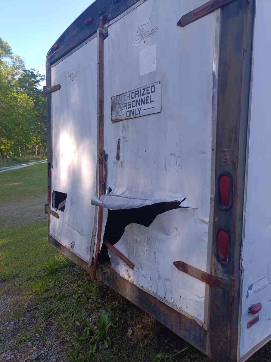 7X16 feet enclosed cargo trailer
