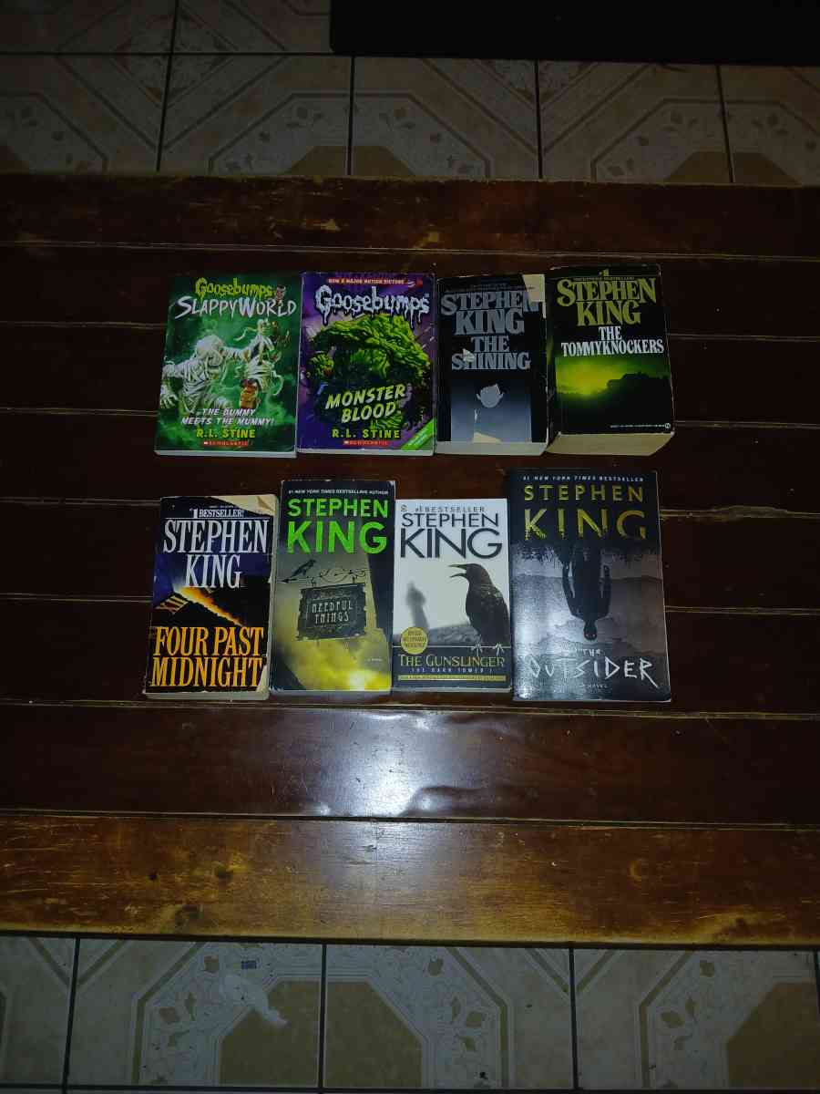 Lot Of 21 Horror Books