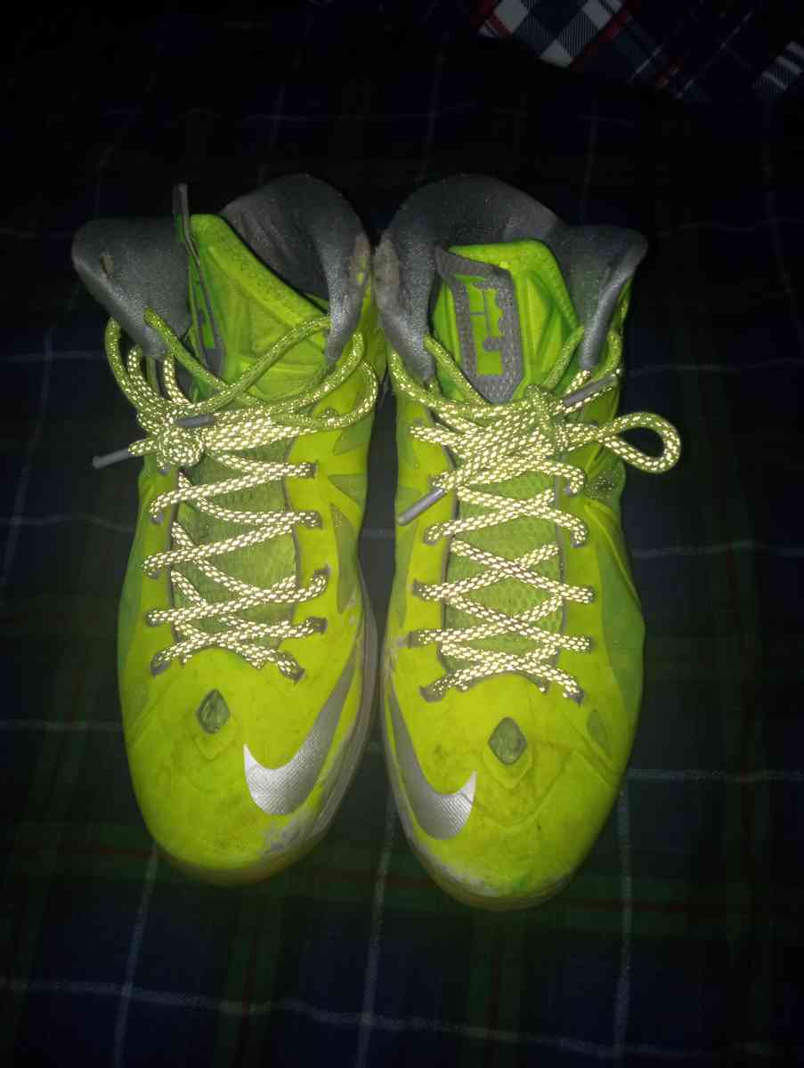 LeBron Volt 19 Yellow