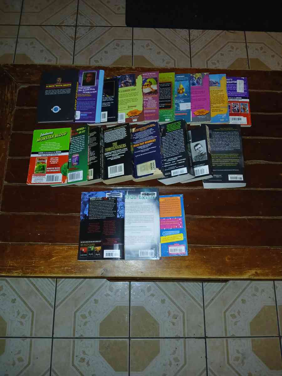 Lot Of 21 Horror Books