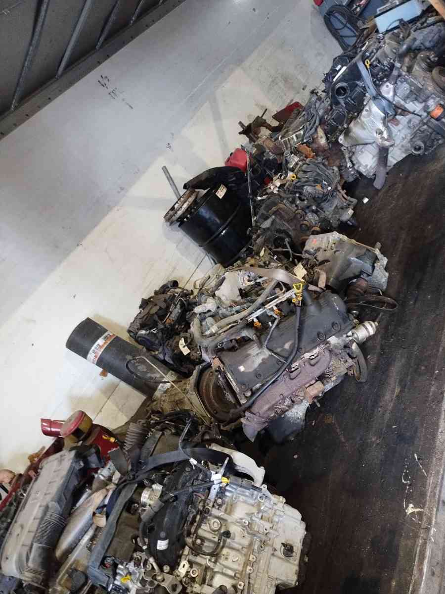 auto spare parts piezas de carros