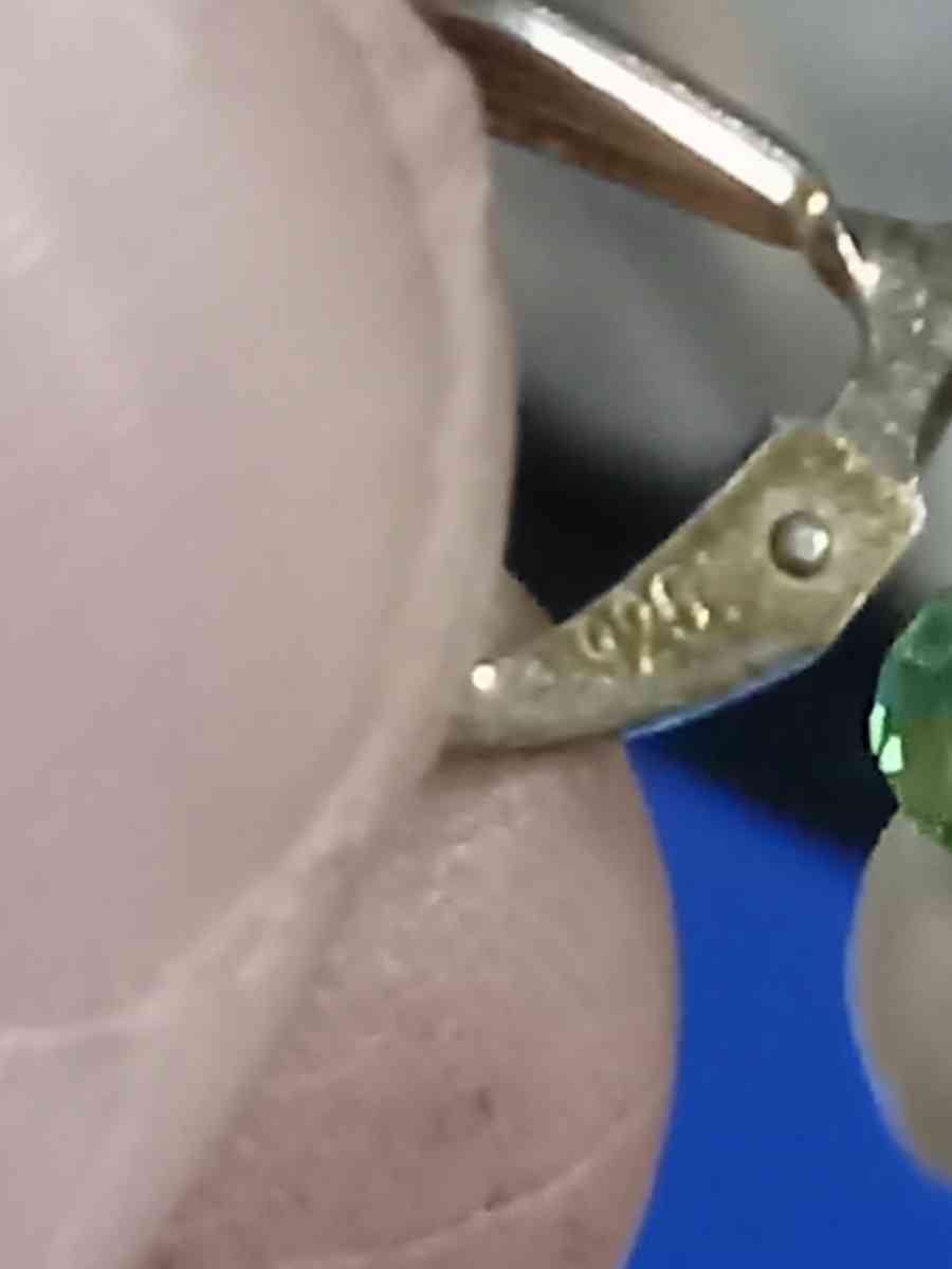 Freshwater pearl earrings