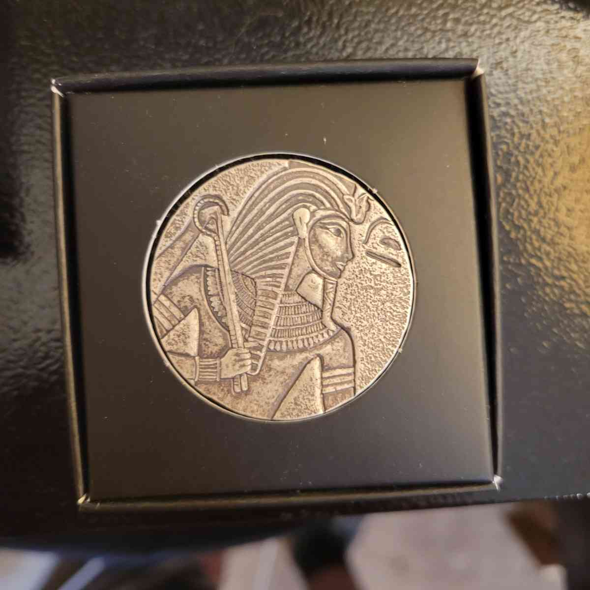 5 oz Egyptian series king tutt 999 silver coin