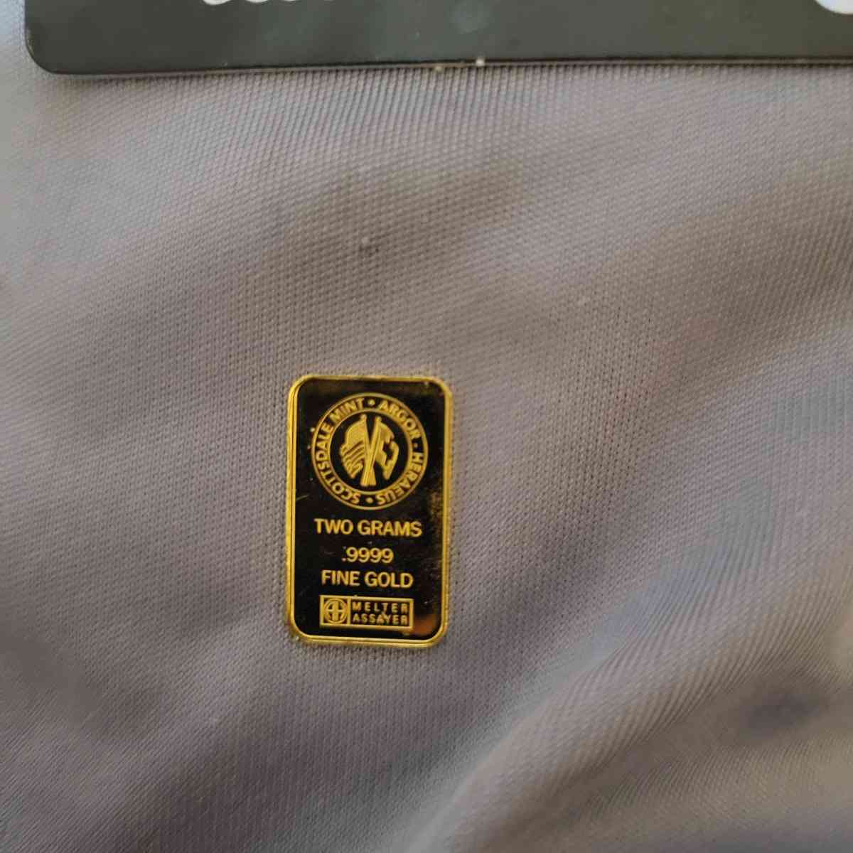 2 gram scottsdale gold bar