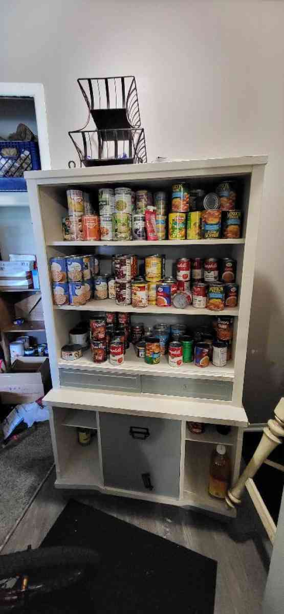 Solid Wood Country Kitchen Curio Buffet Excellent condition