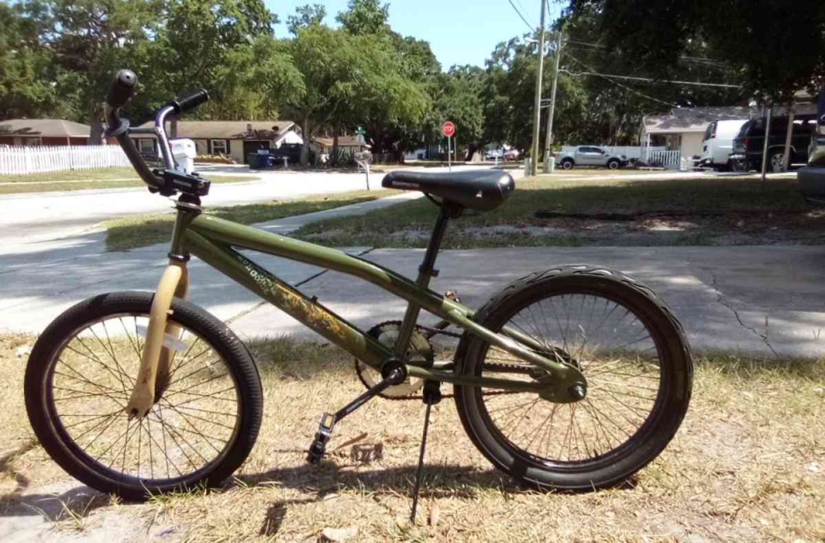 Mongoose BMX Racing Bike 20 Inche