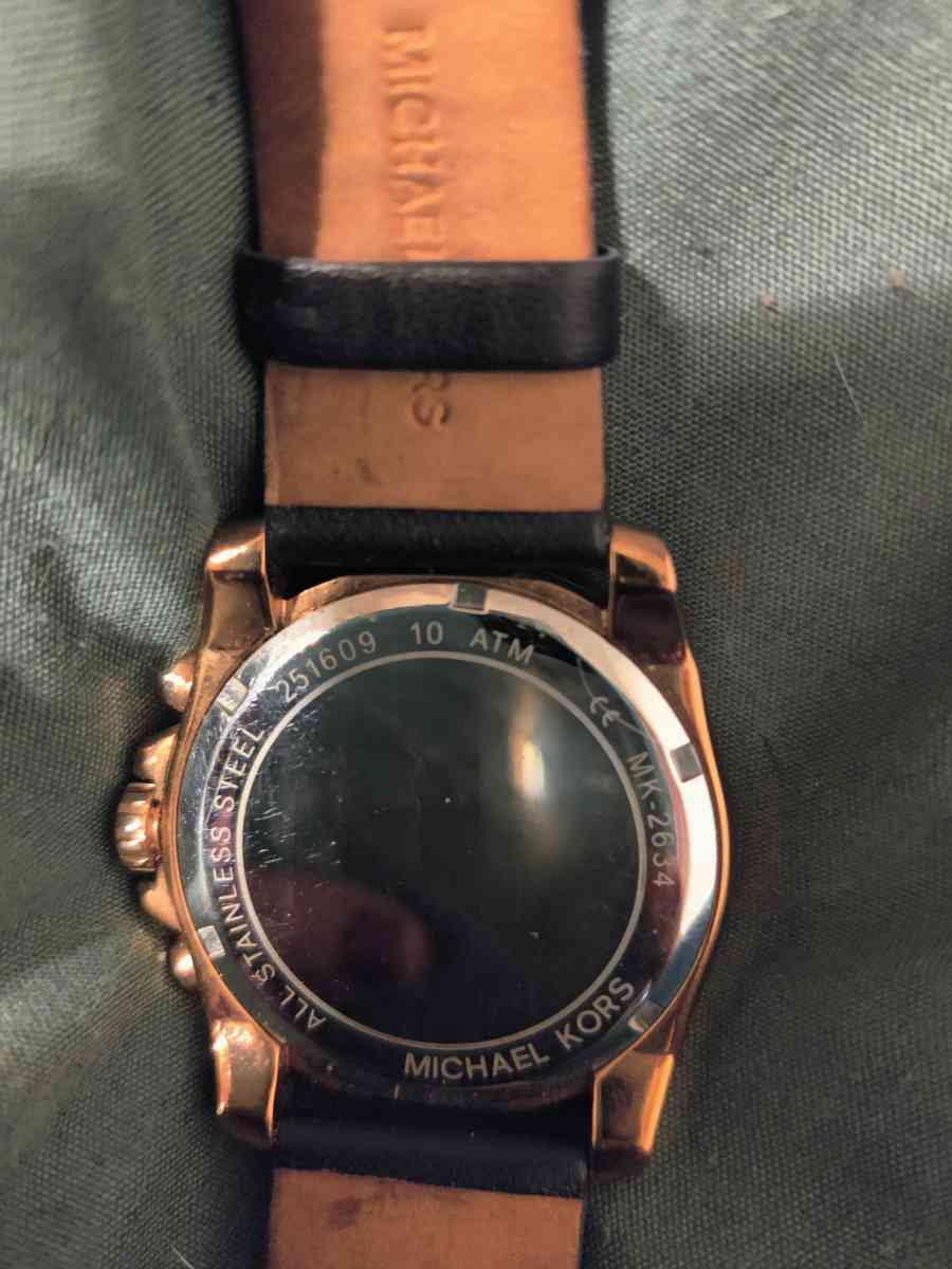 Michael kors rose gold watch