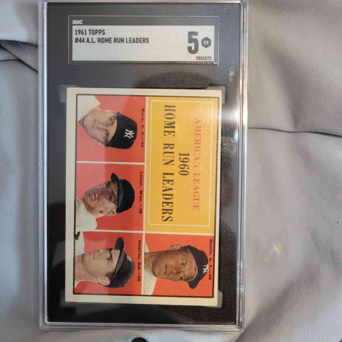 1960 homerun leaders mickey mantle card