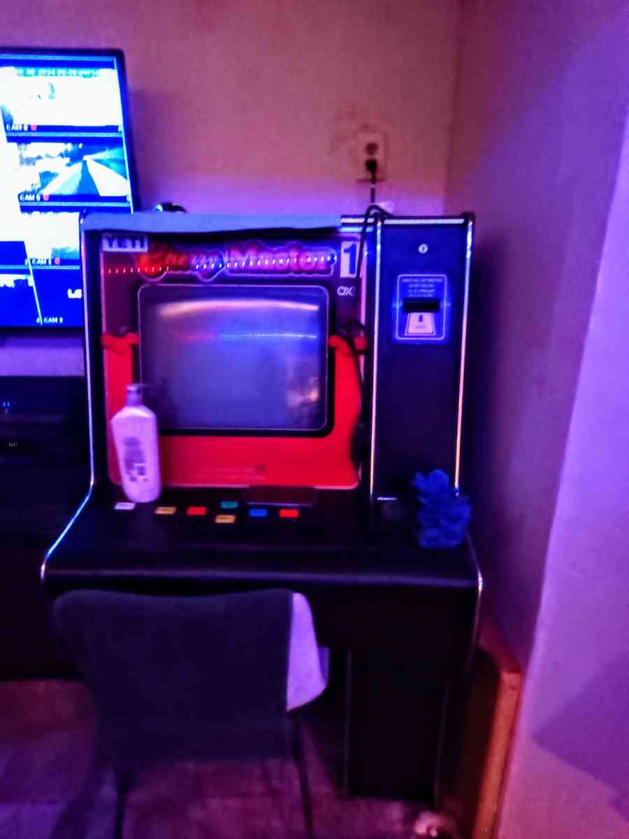 Restored original Cherry Master Slot W Dinah bonus game gam