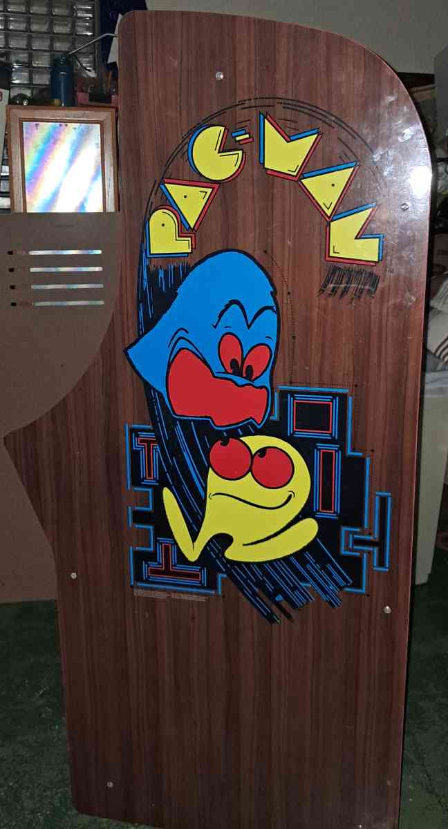 Arcade 1 Up Pacman 2 player game