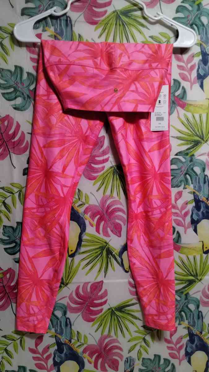 Spiritual Gangster pink intent leggings