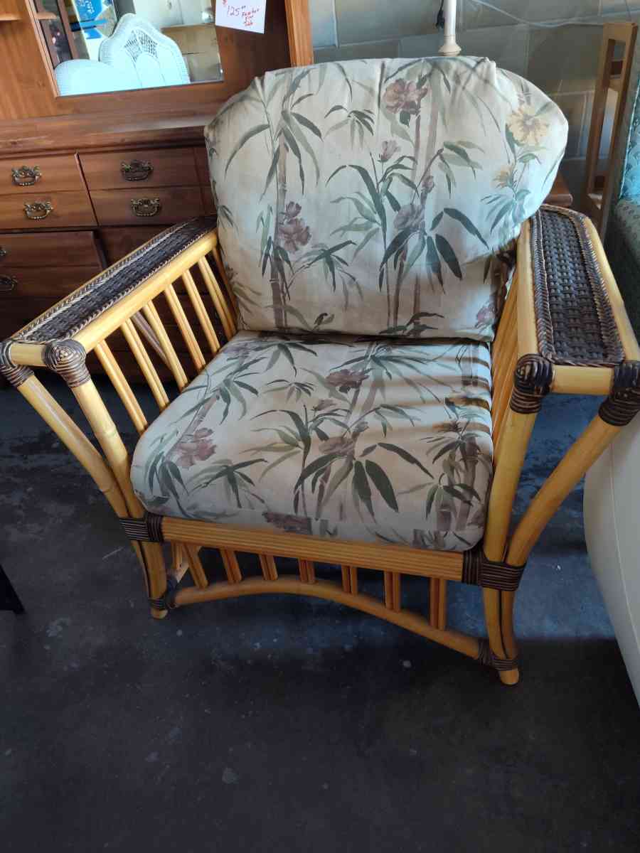 Nice chair with free table and lamp