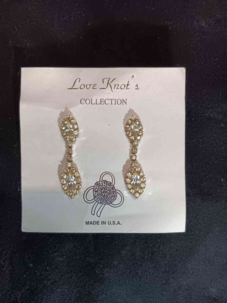 Vintage Love Knots Diamond Earrings