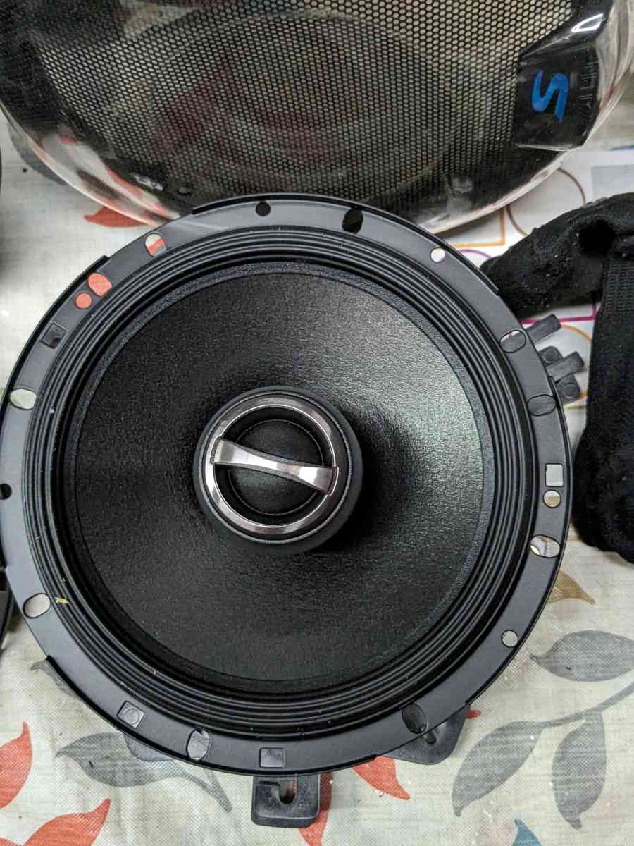 complete Alpine stero system with sub amp and install kit