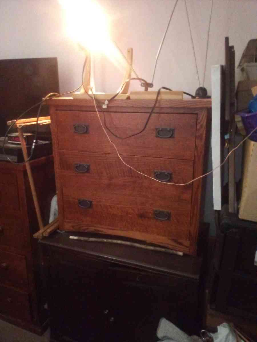 chest of drawers used