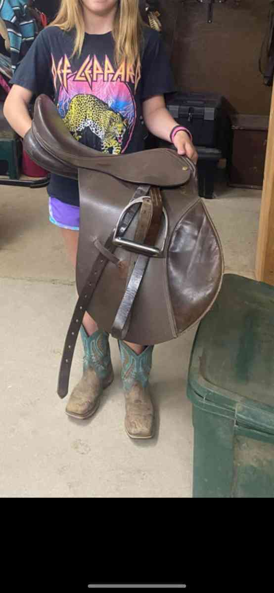 english saddle