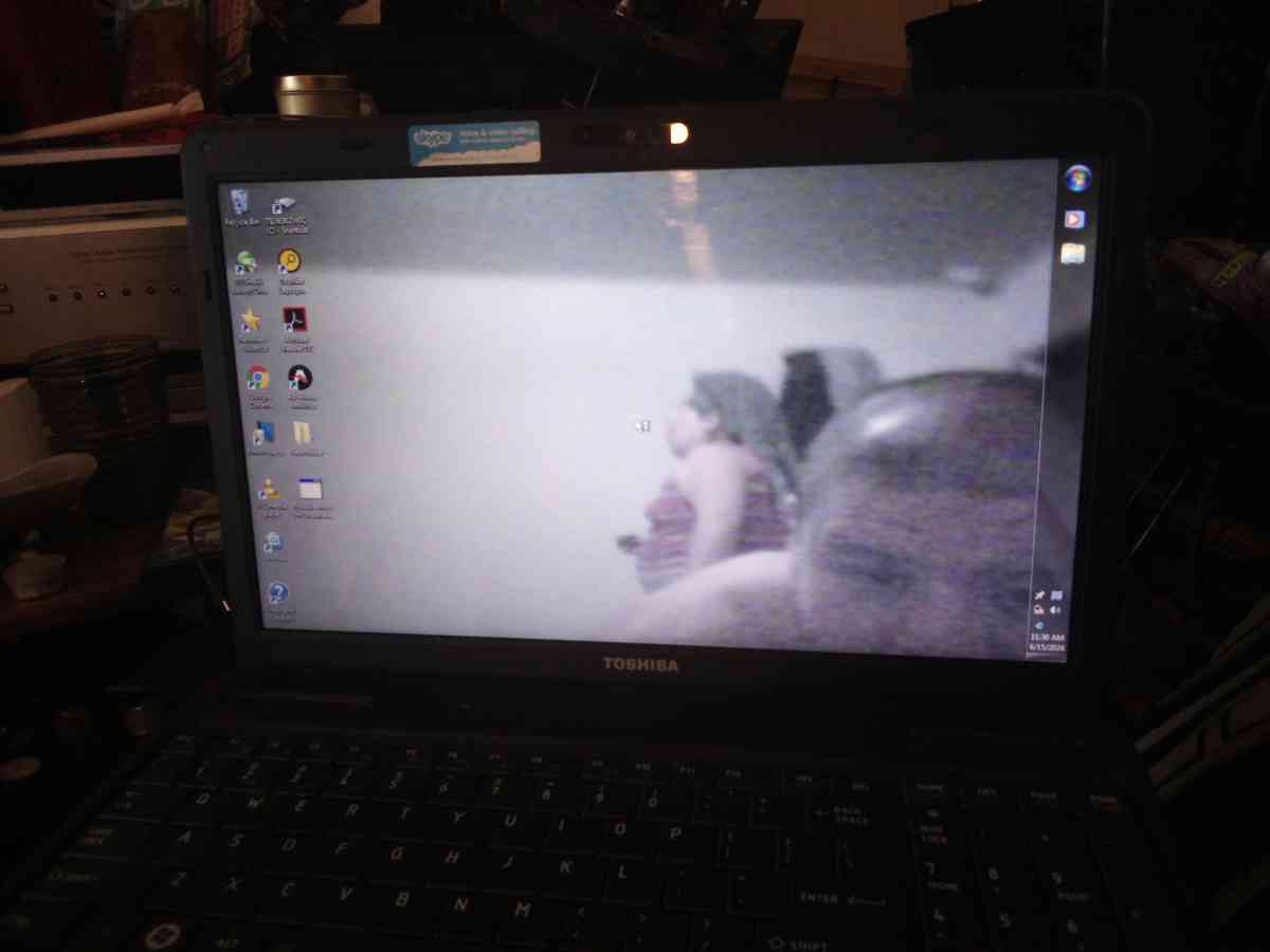 Toshiba Satellite Windows 7 laptop computer