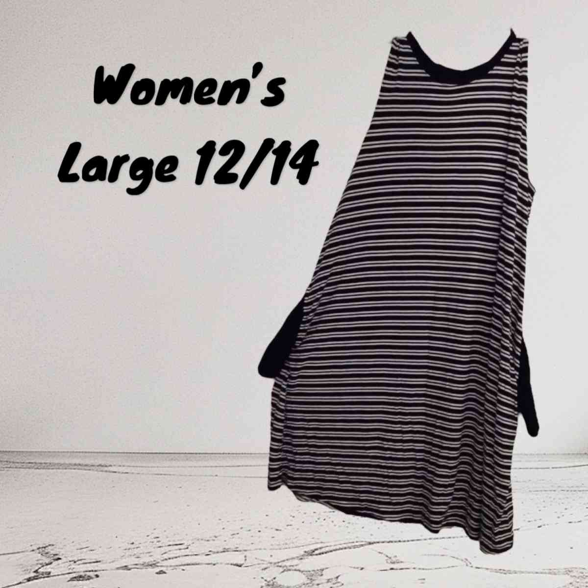 Womens Sleeveless Pocketed Dress