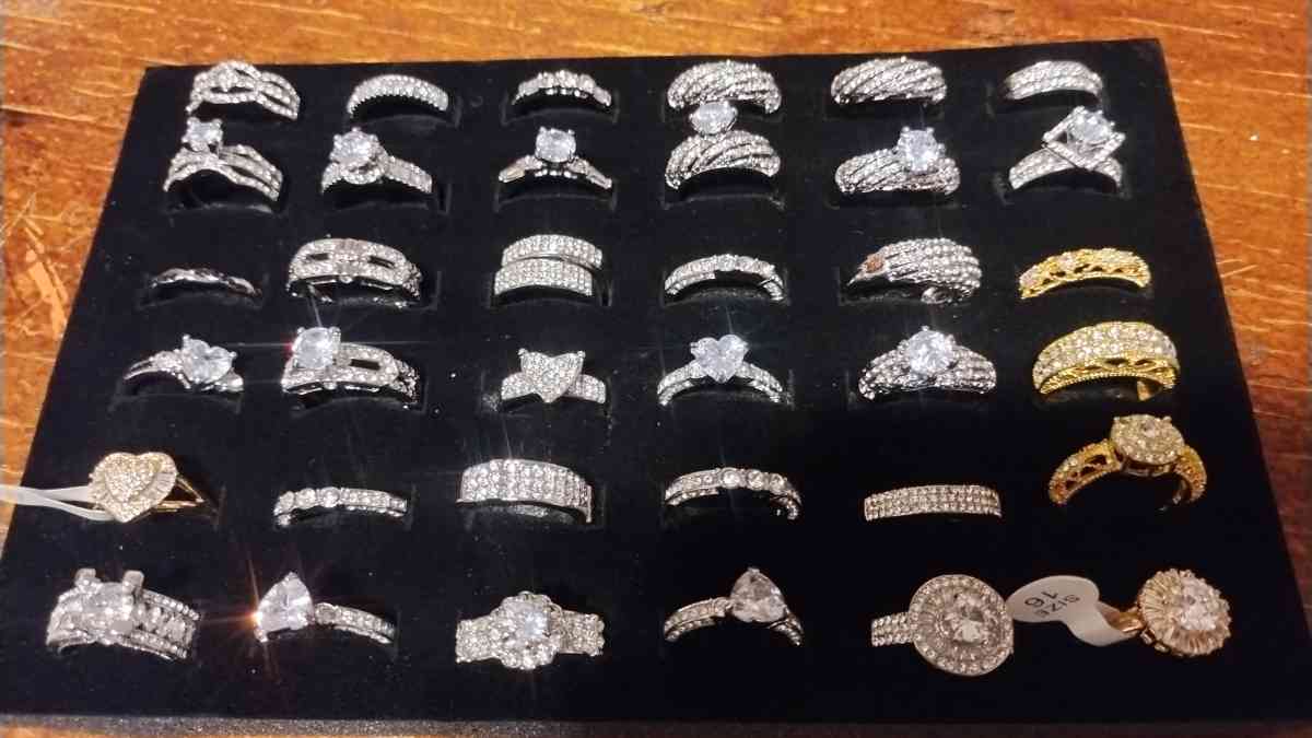 Assorted wedding band sets Engagement rings sets promise rin