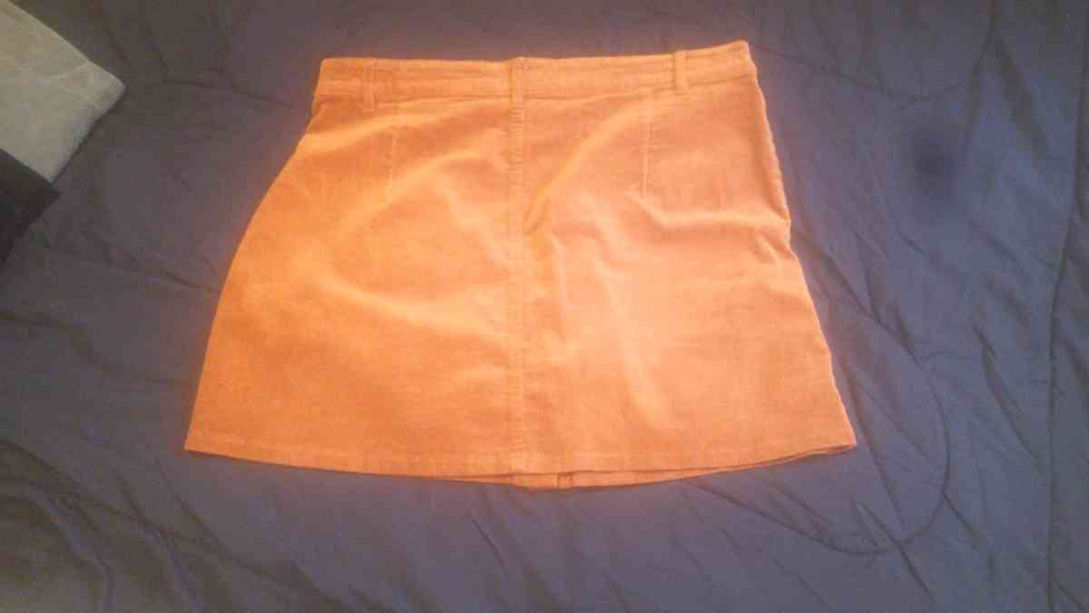 Im brown corduroy skirt button down the front size extra