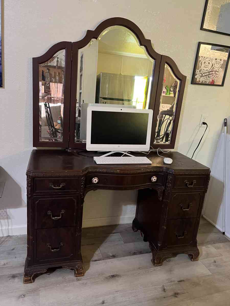 Matching dresser and vanity