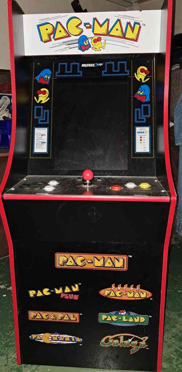 Arcade 1 Up Pacman 2 player game