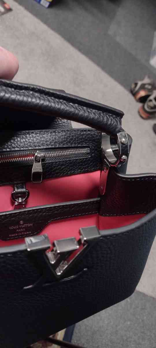 Louis Vuitton CapucinesBB