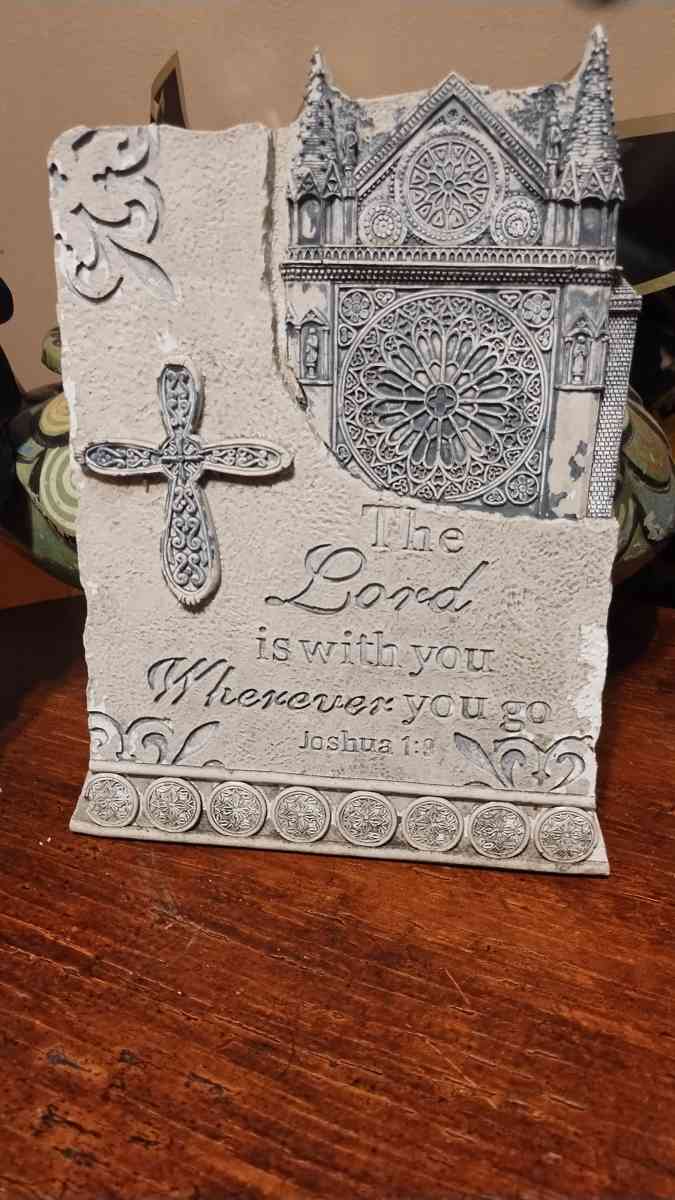 assorted flat heavy stones