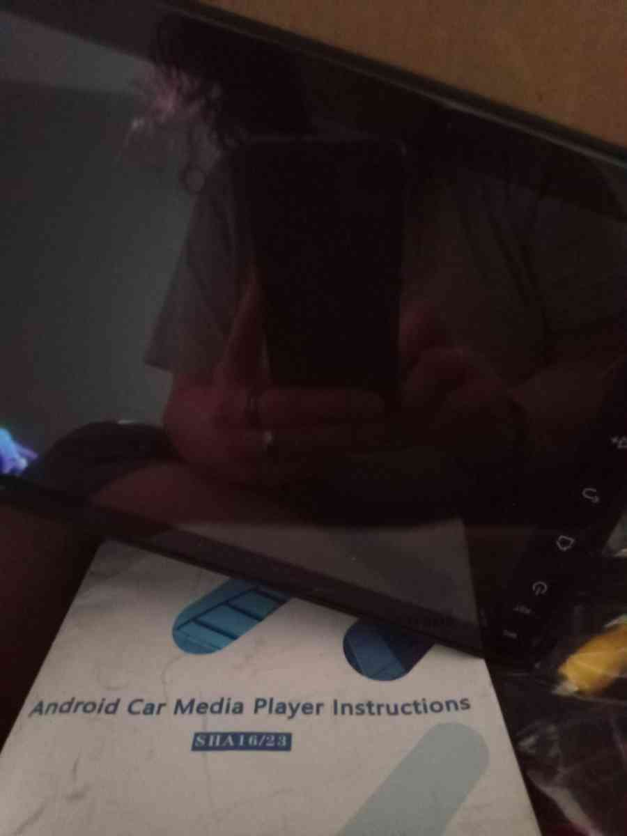 Android media player for automobile with reverse camera