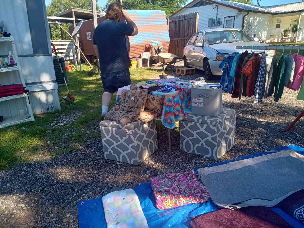 ZAVALLA YARD SALE