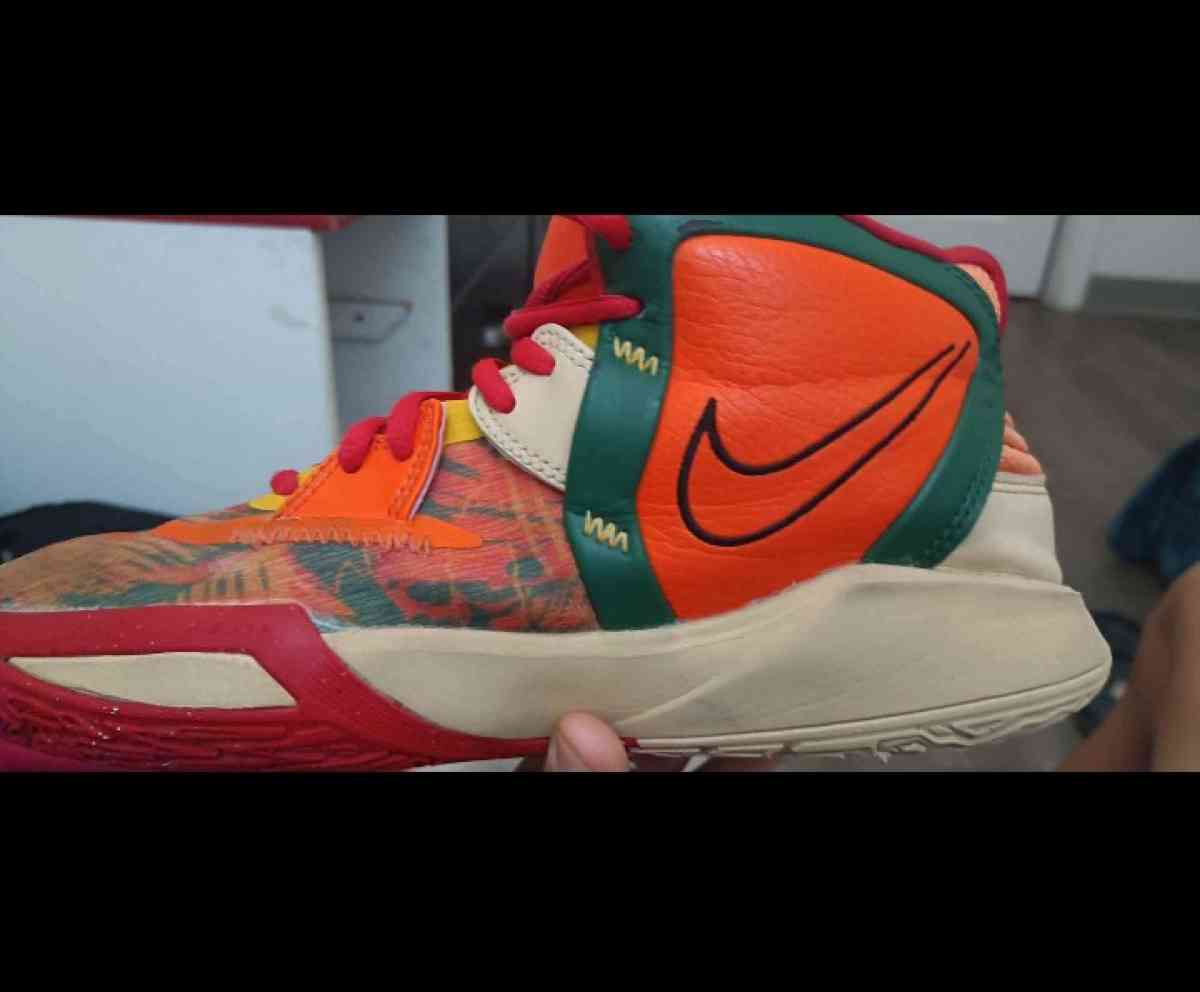 Kyrie Irving infinity