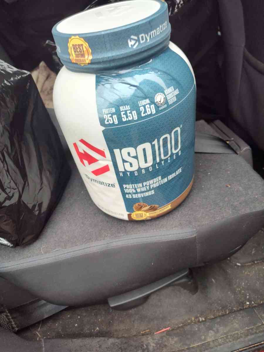 ISO 100 protein powder 43 servings