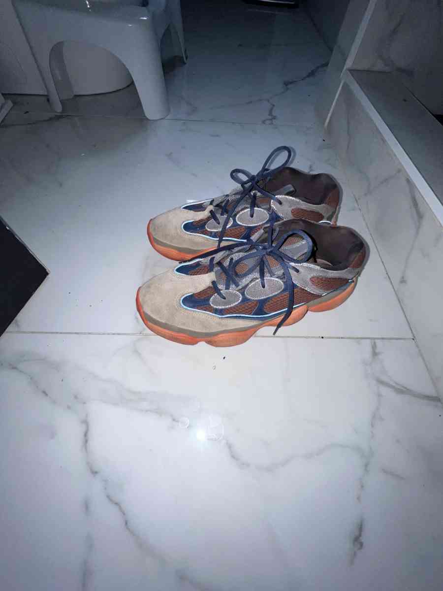 yeezys 500real size11