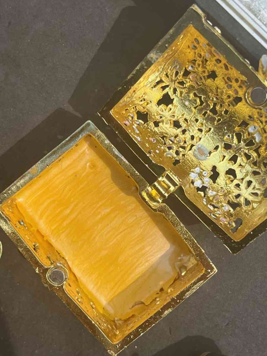 little jewelery boxes of animals and objects