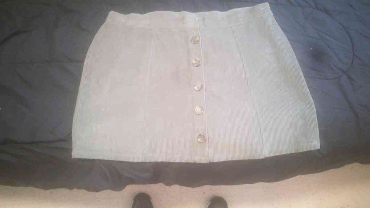 I green corduroy skirt button down the front size extra