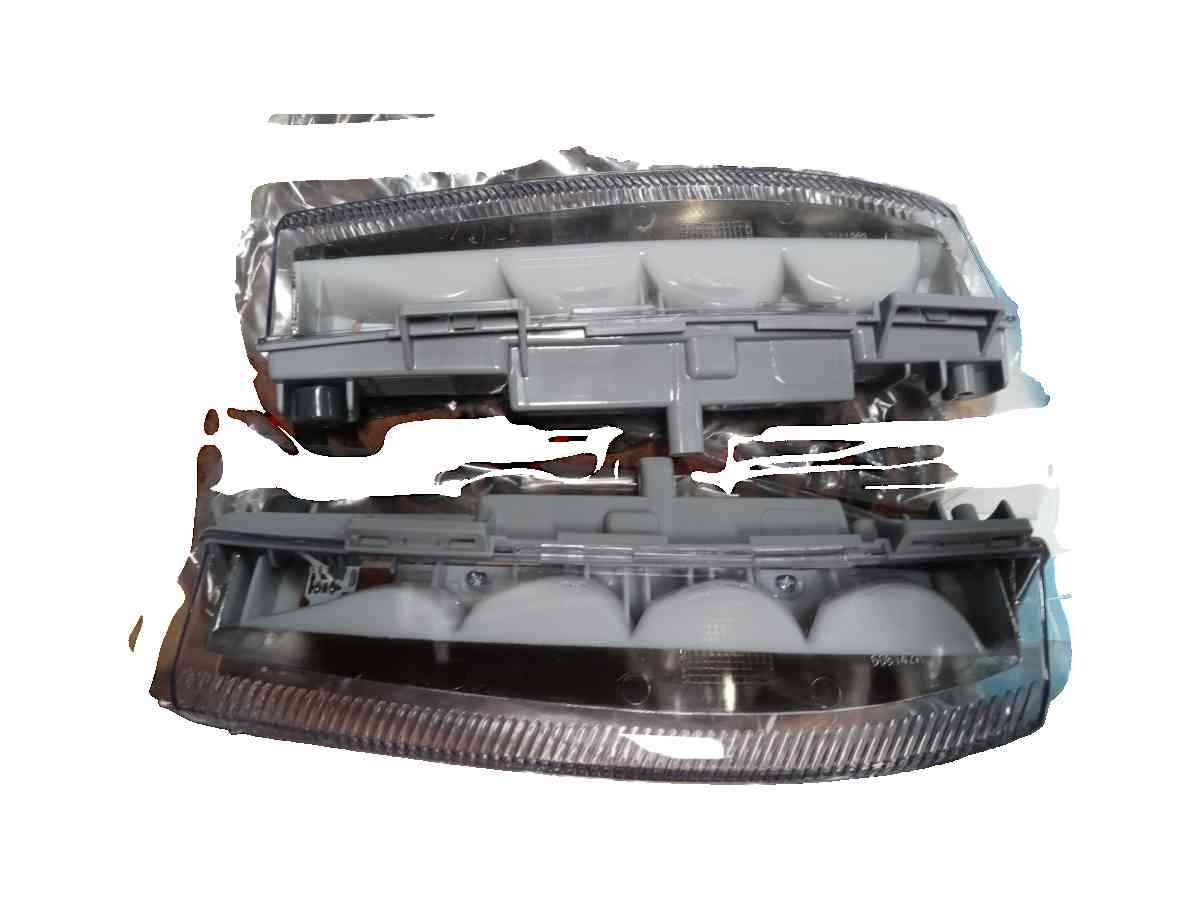 Mercedes Benz Right and Left Fog Lights