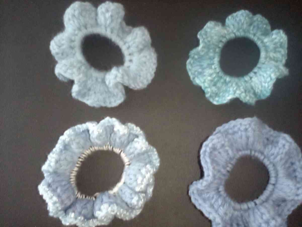 violets are blue scrunchie pack