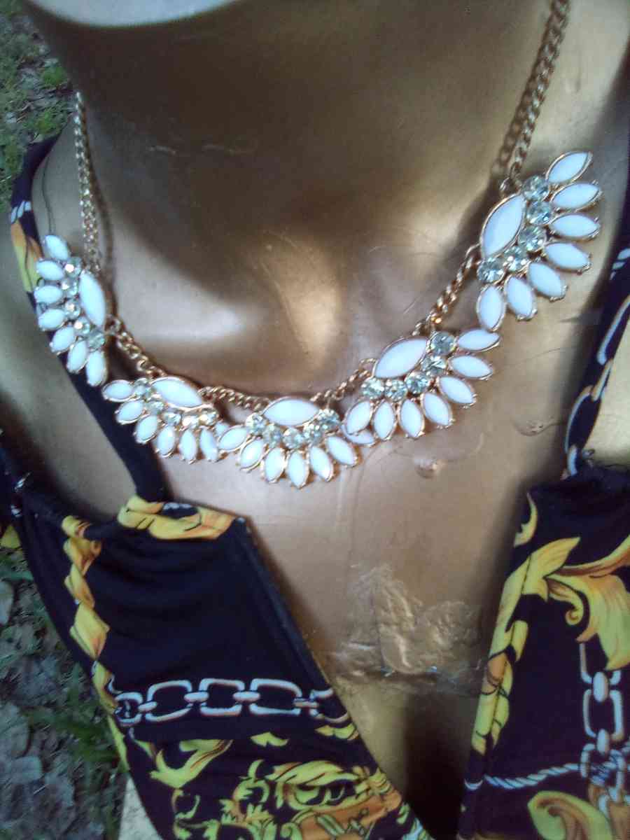 dangling White stoned gold necklace