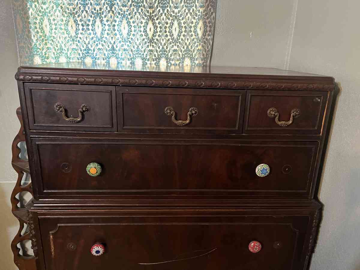 Matching dresser and vanity