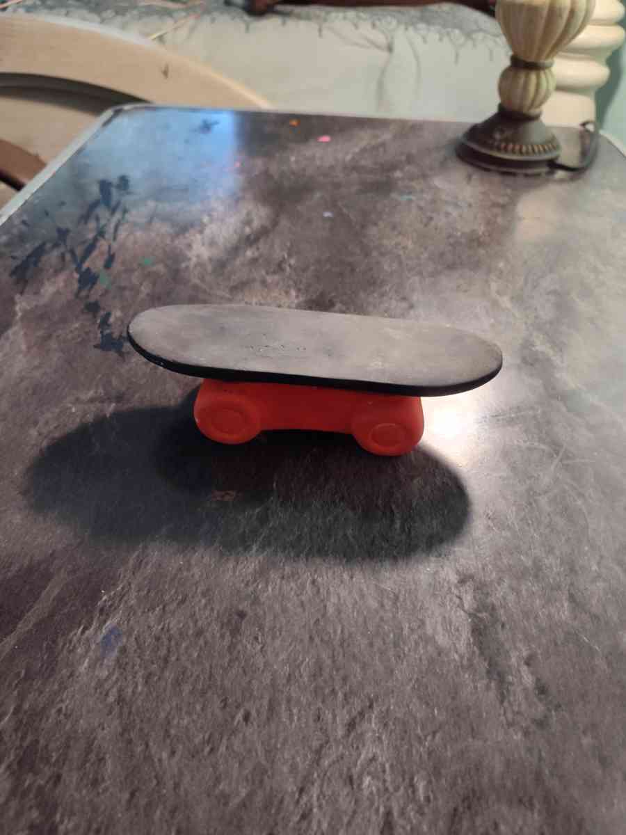 mini skateboard