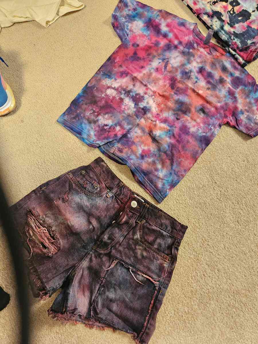 tye dye outfit