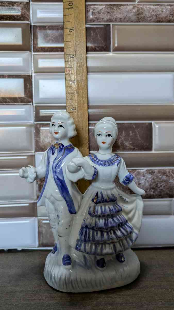 Slovak Ceramic Figurine Man And Woman In Traditional Dress W