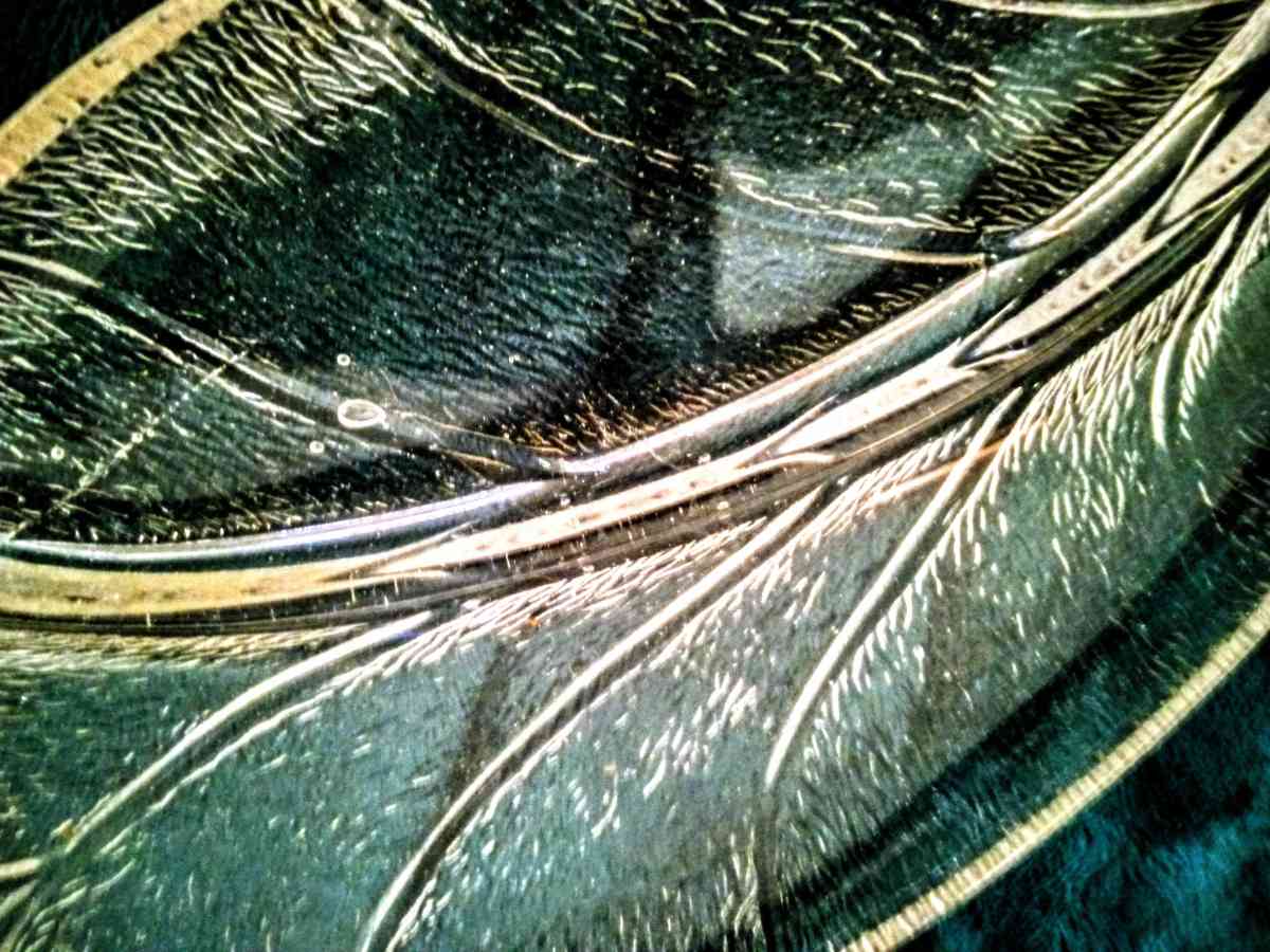 vintage pressed glass 1g2 in tobacco leaf art sculpture bowl