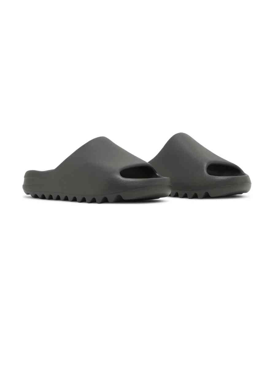 Brand new Yeezy slides onyx size 10 mens