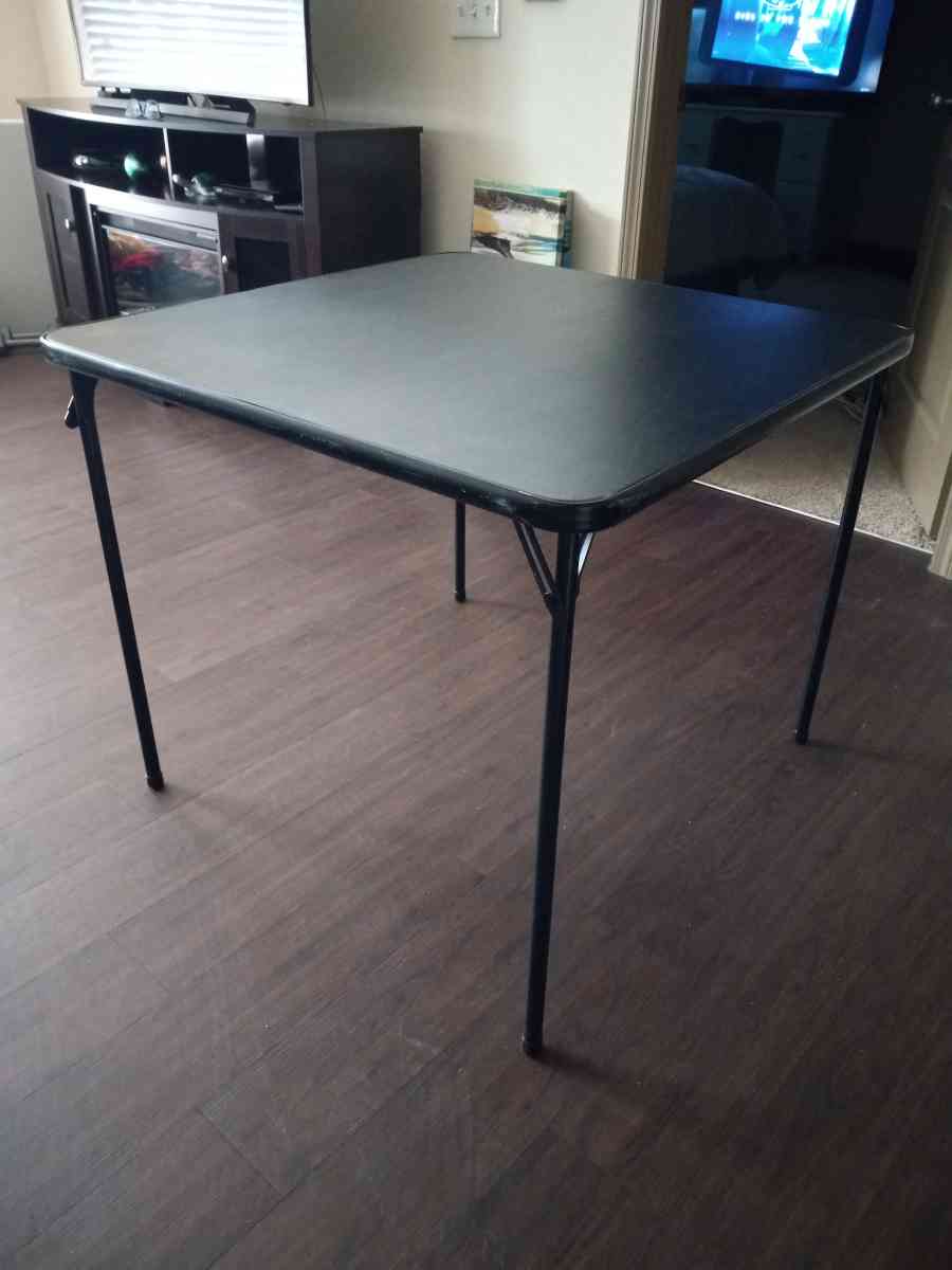 Card table