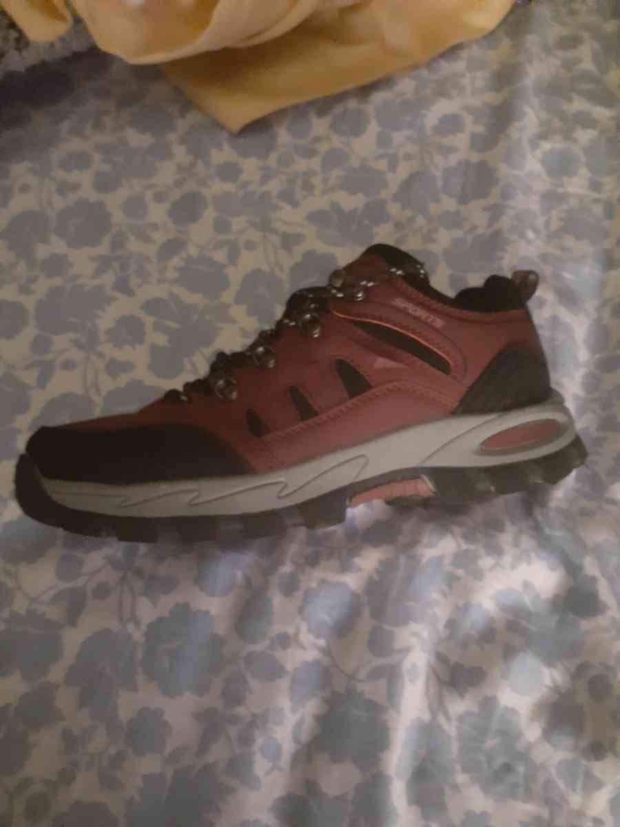womens hiking boots